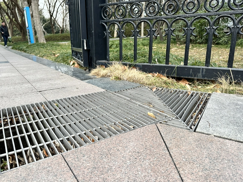 철강 그레이팅 드릴 관통